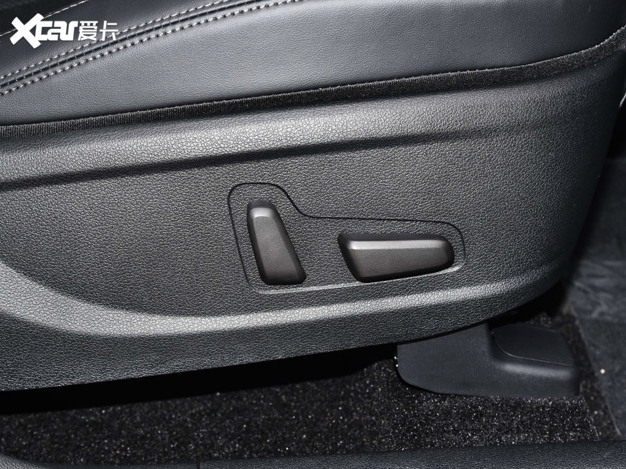 2023F_ м 380T GDi ԄӃLUXF