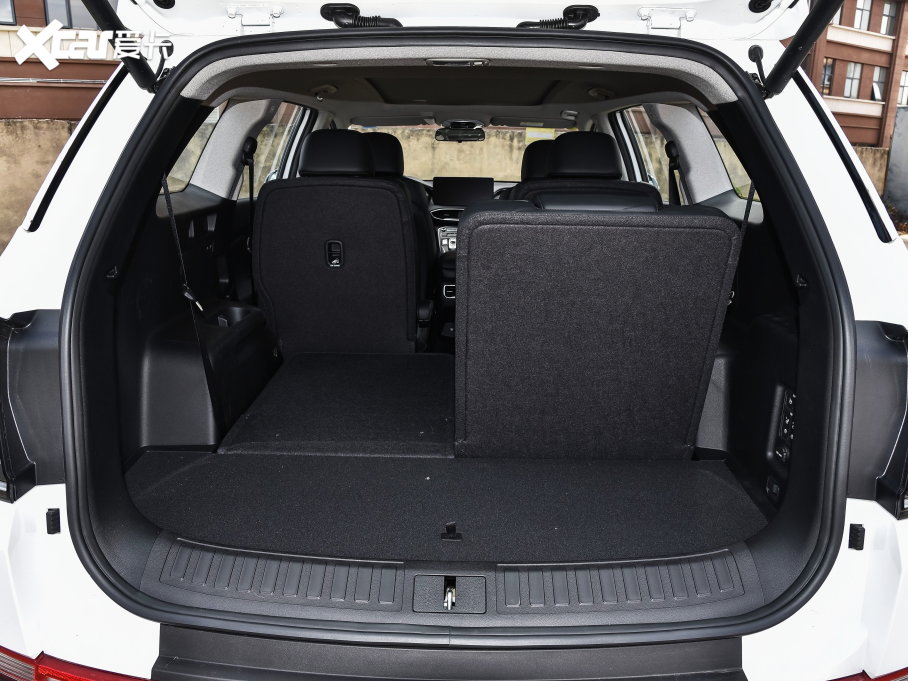 2023F_ м 380T GDi ԄӃLUXF