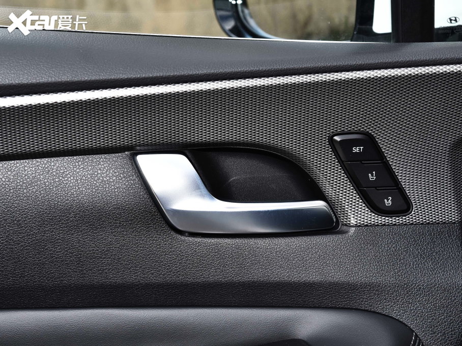 2023F_ м 380T GDi ԄӃLUXF