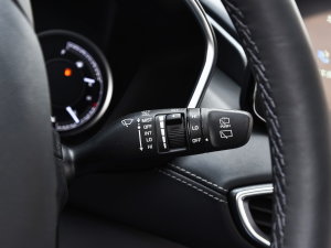 2023м 380T GDi ԄӃLUXF п؅^