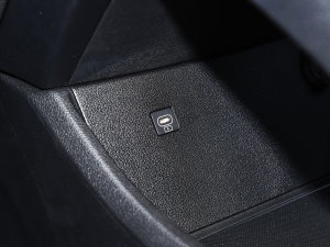 2023м 380T GDi ԄӃLUXF п؅^