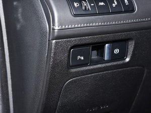 2023м 380T GDi ԄӃLUXF п؅^