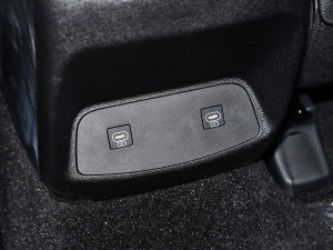 2023м 380T GDi ԄӃLUXF п؅^