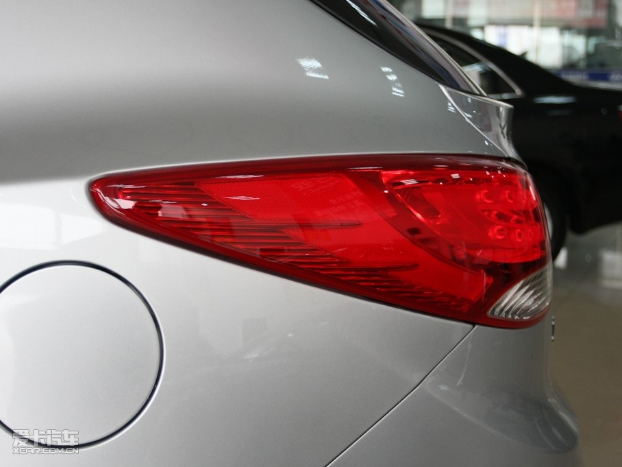 2010F(xin)ix35 2.4L ԄӃF