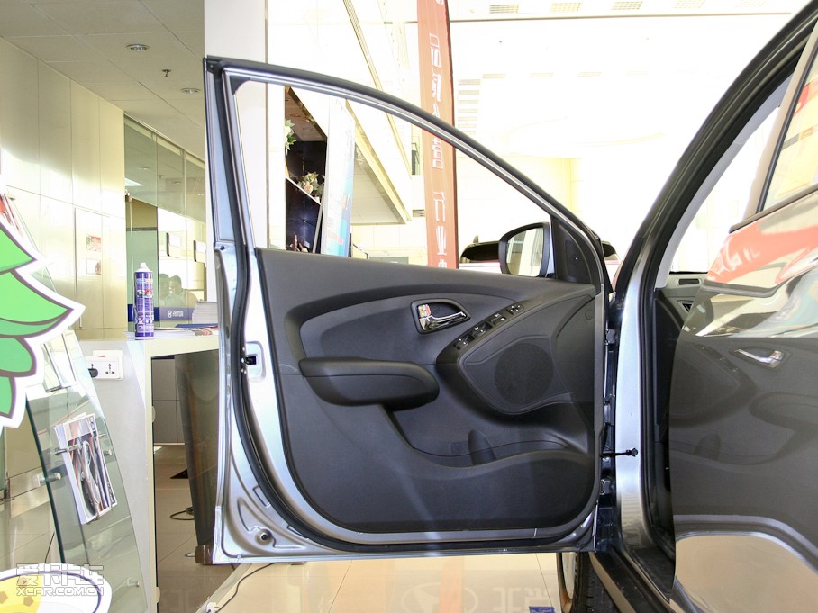 2010��F(xi��n)��ix35 2.0L �քӃ��(q��)���J��