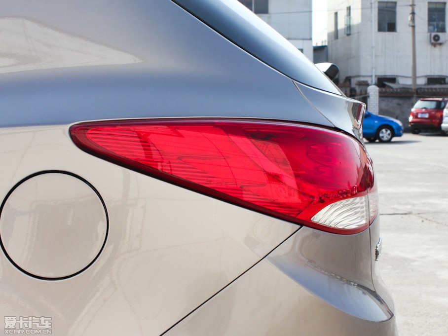 2010Fix35 2.0L ԄӃ򌾫Ӣ