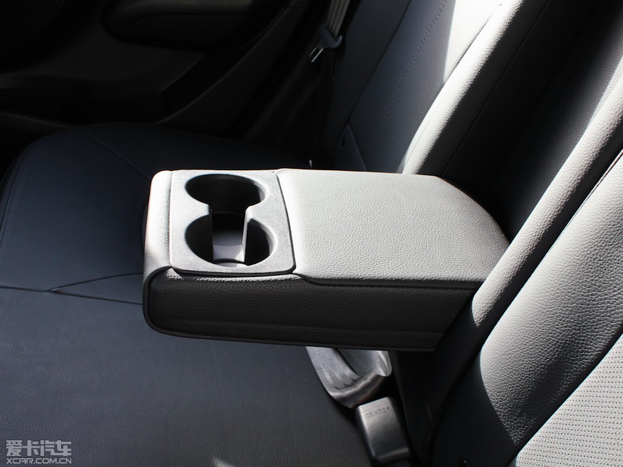 2010Fix35 2.0L ԄӃ򌾫Ӣ