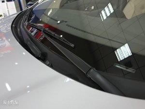 2010款2.4L 自动两驱尊贵版 雨刷
