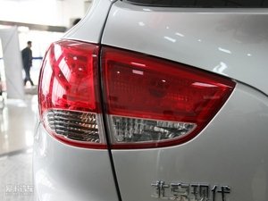 2010款2.4L 自动两驱尊贵版 细节外观