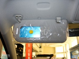 2010款2.0L 手动两驱新锐版 空间座椅