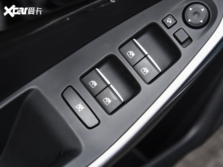 2023˹ 270T N Line DLXA