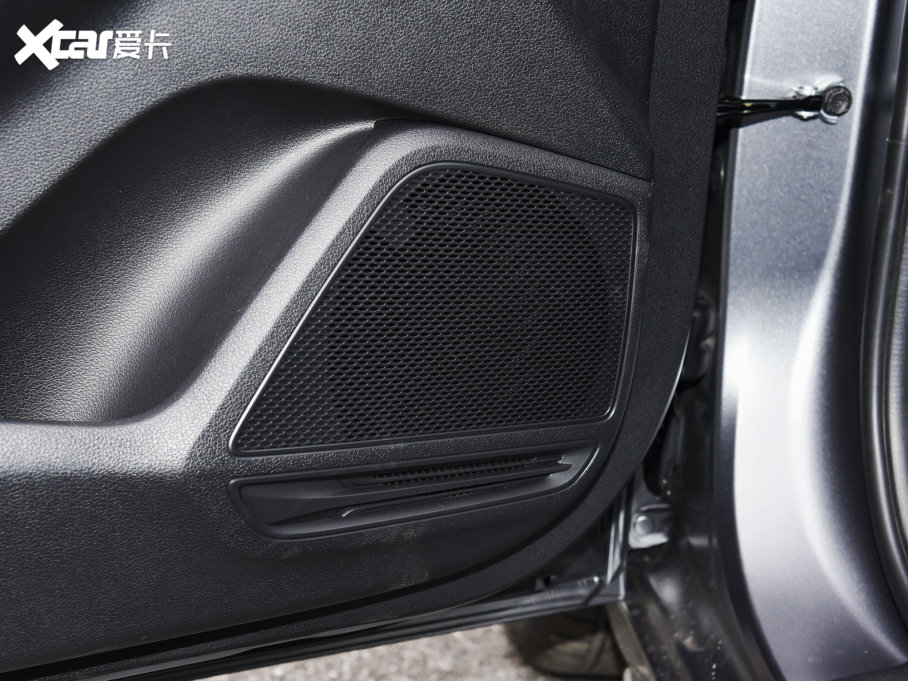 2023˹ 270T N Line DLXA