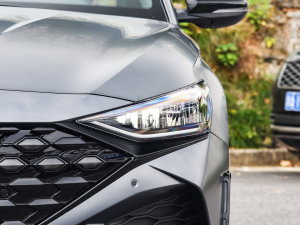 2023270T N Line DLXA ^