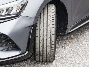 2023270T N Line DLXA ^