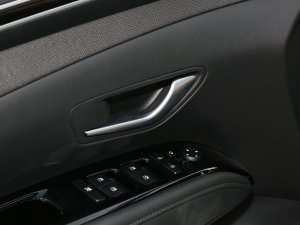 2023;L 1.5T ԄӃLUXF п؅^