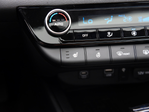 2023款1.5L CVT TOP旗舰版 空间座椅