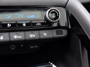 2023款1.5L CVT TOP旗舰版 空间座椅