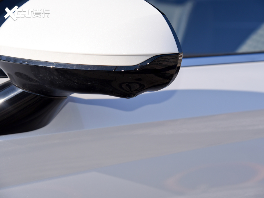 2024�����{�� 1.5T Max