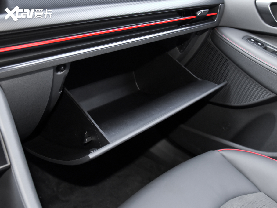 2024�����{�� 2.0T N Line Max