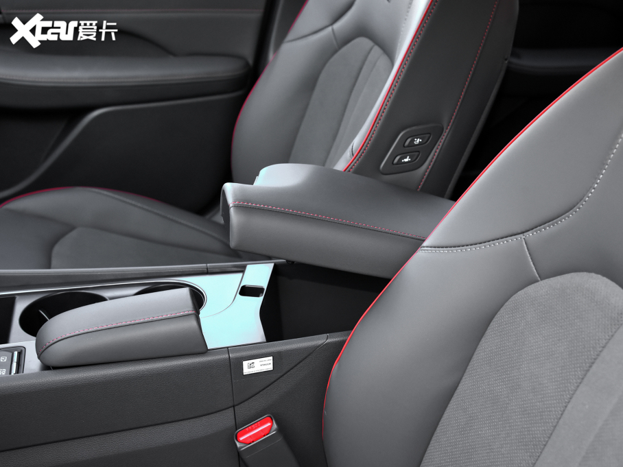 2024�����{�� 2.0T N Line Max