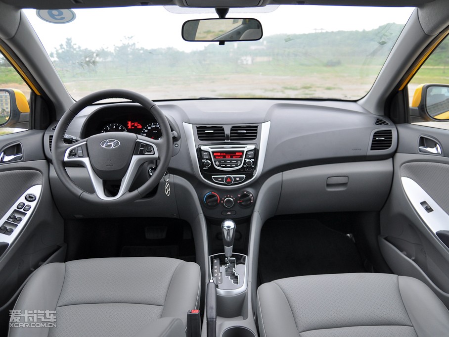 2010{ 1.6L GLS Ԅ(dng)F