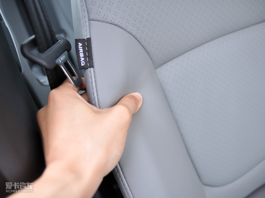 2010{ 1.6L GLS Ԅ(dng)F