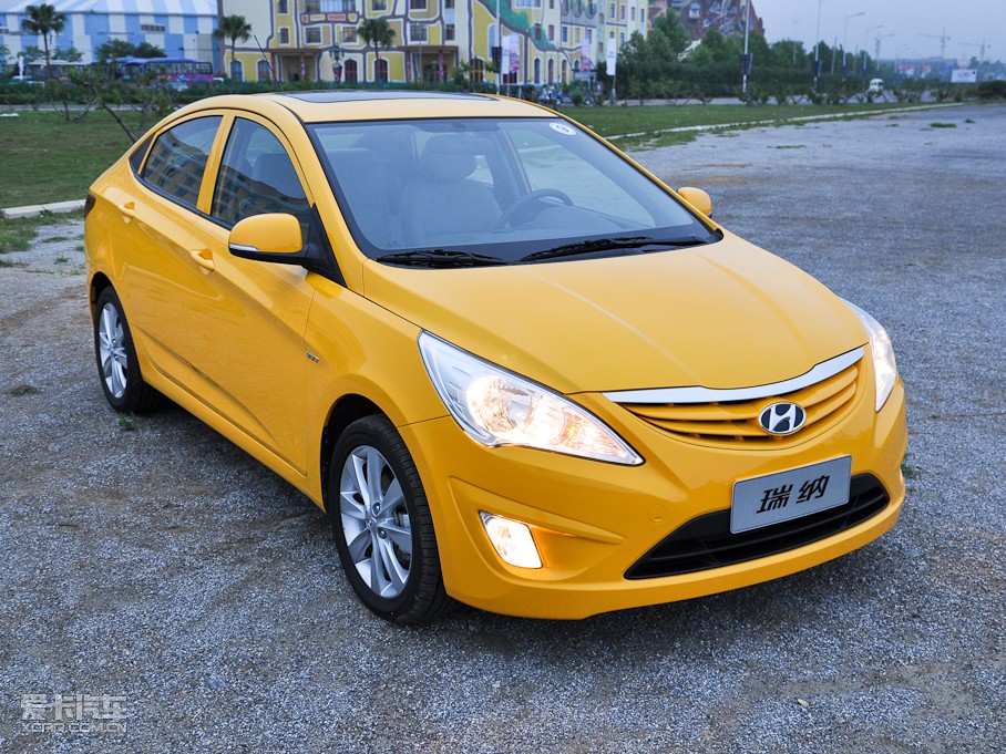 2010{ 1.6L GLS Ԅ(dng)F