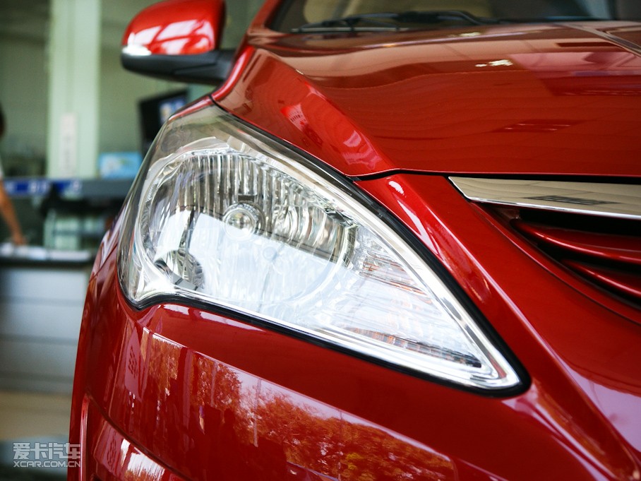 2010{ 1.4L GLS Ԅ(dng)A