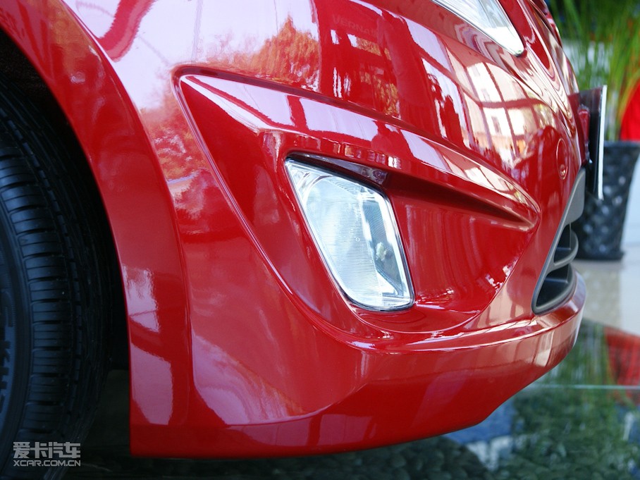 2010{ 1.4L GLS ԄӺA