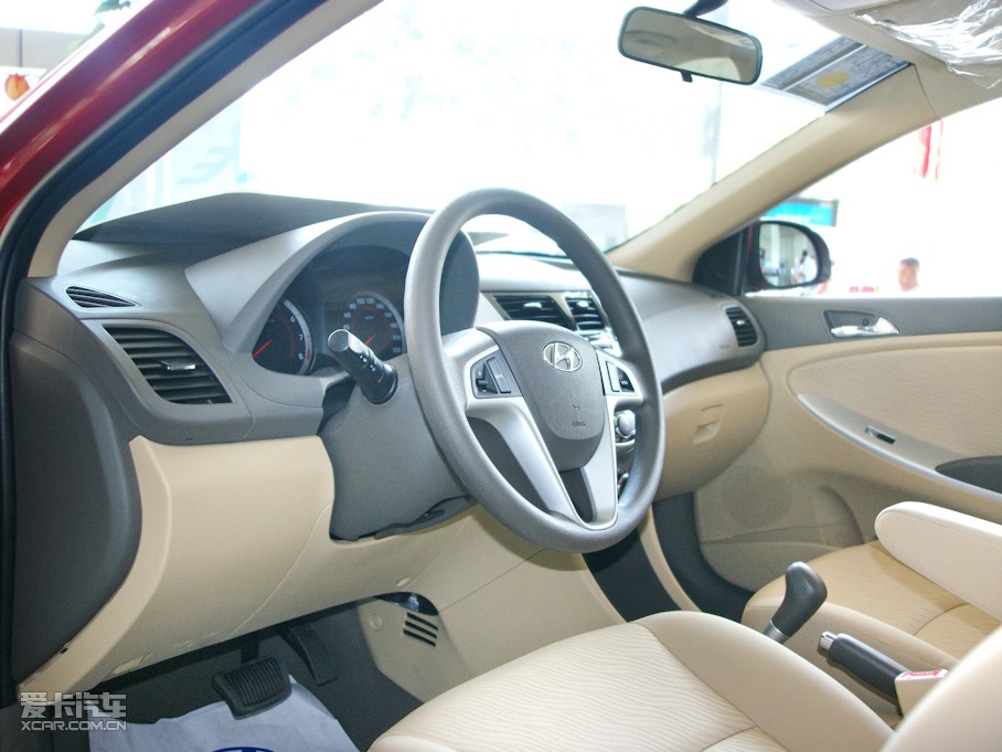 2010{ 1.4L GLS ԄӺA