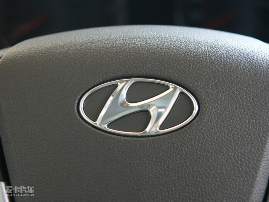 2010{ 1.4L GLS ԄӺA