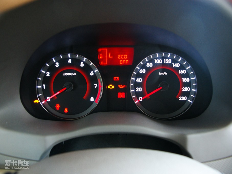 2010{ 1.4L GLS Ԅ(dng)A