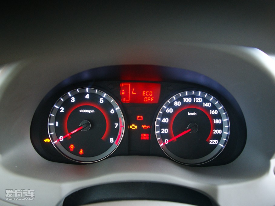 2010{ 1.4L GLS ԄӺA