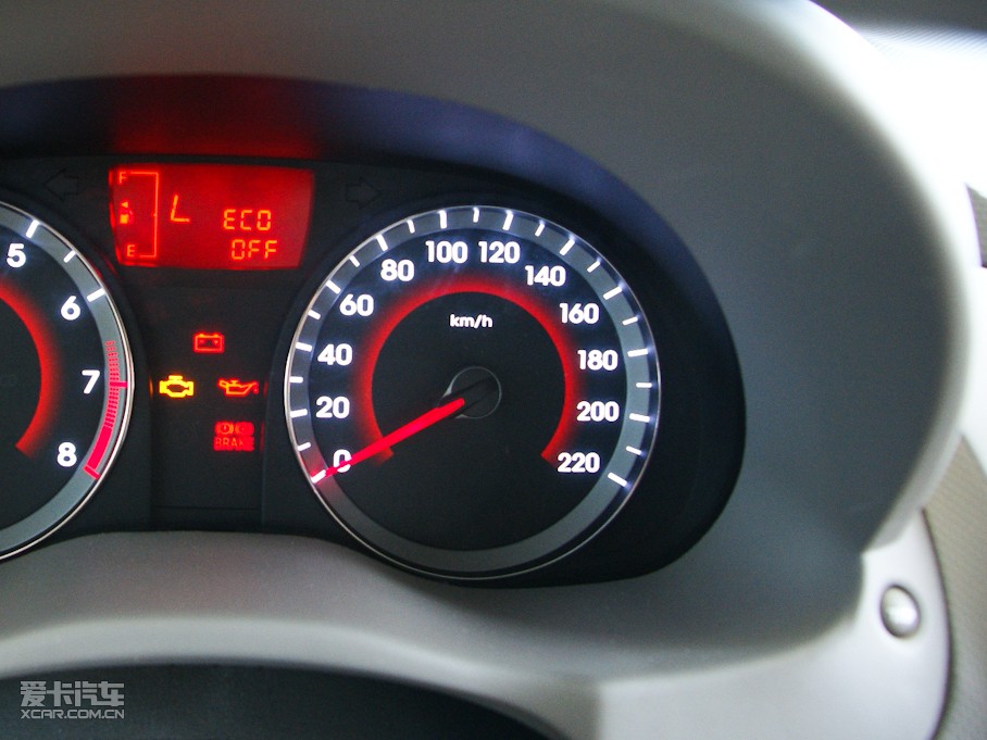 2010{ 1.4L GLS ԄӺA