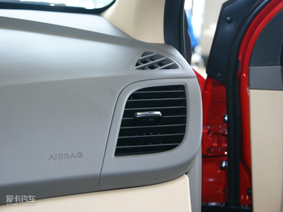 2010{ 1.4L GLS ԄӺA