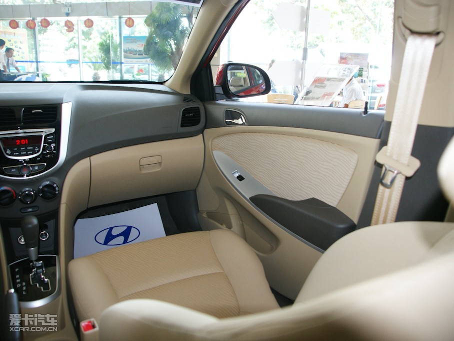 2010{ 1.4L GLS ԄӺA