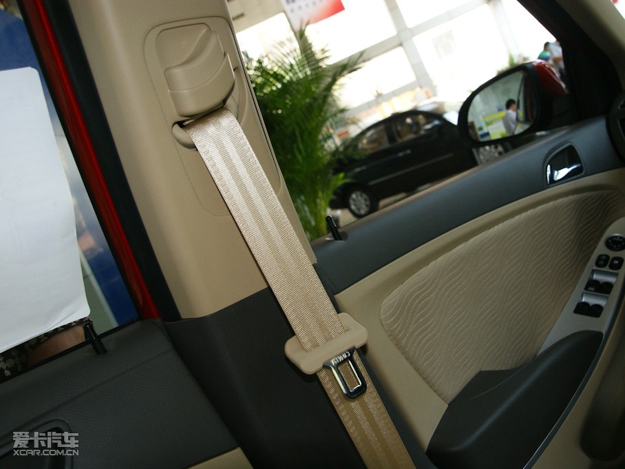 2010{ 1.4L GLS ԄӺA