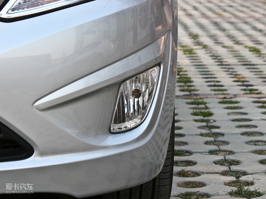 2010{ 1.6L GLS Ԅ(dng)F