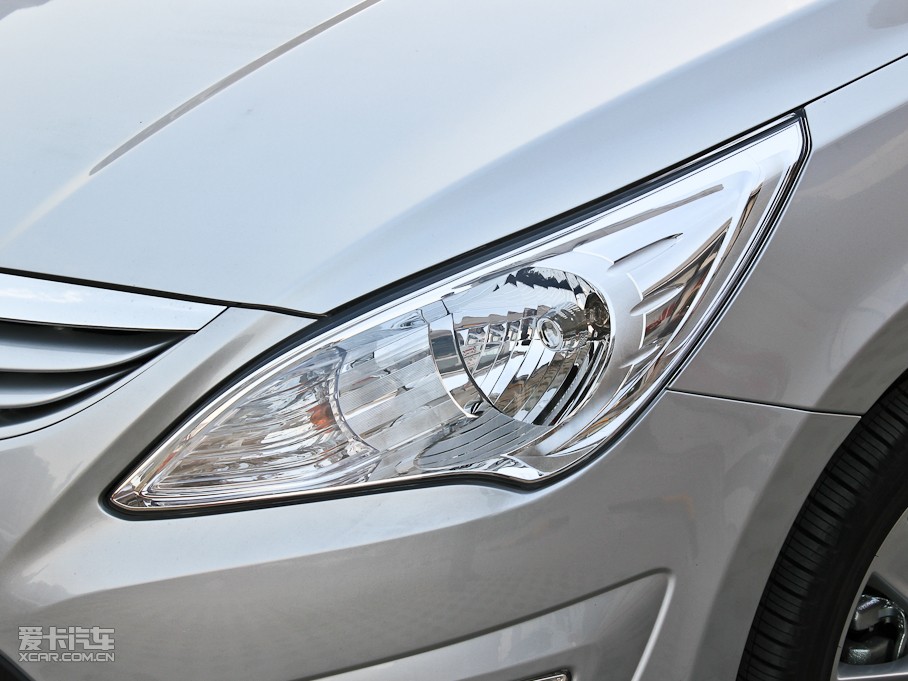 2010{ 1.6L GLS Ԅ(dng)F