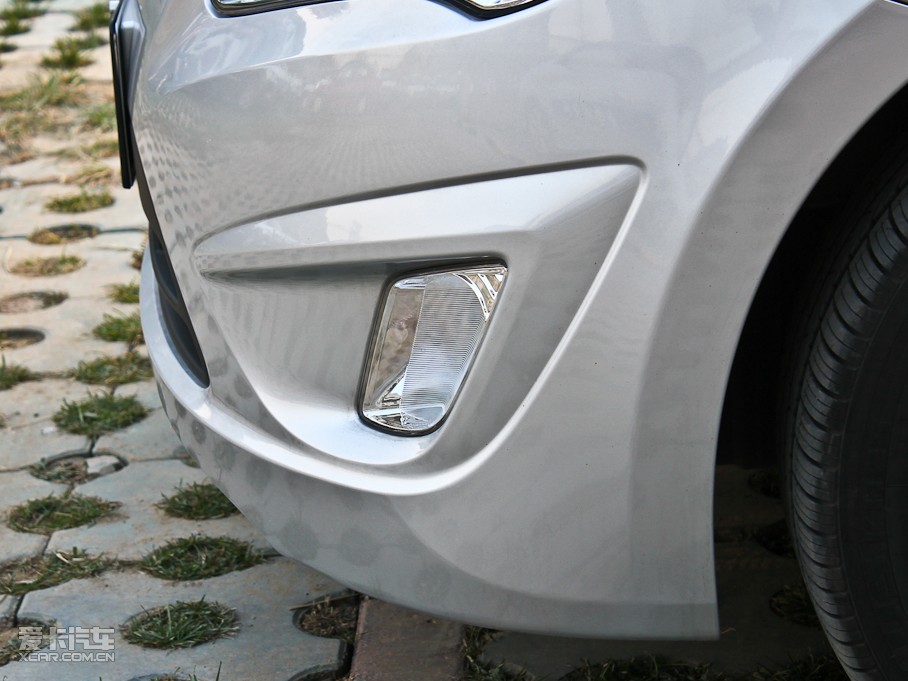 2010{ 1.6L GLS Ԅ(dng)F