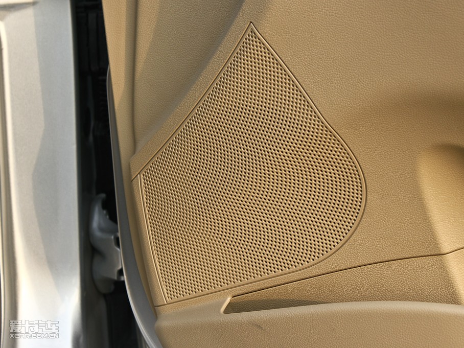 2010{ 1.6L GLS Ԅ(dng)F