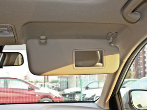 2010款1.6L GLS 自动尊贵版 遮阳板（左）