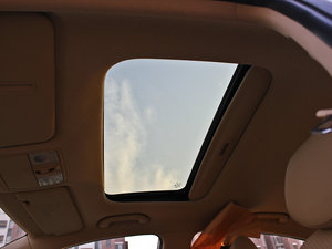 2010款1.6L GLS 自动尊贵版 空间座椅