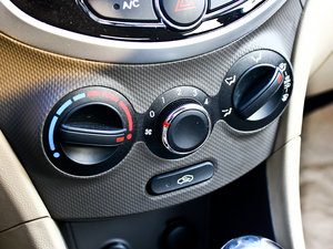 20101.6L GLS ԄF п؅^