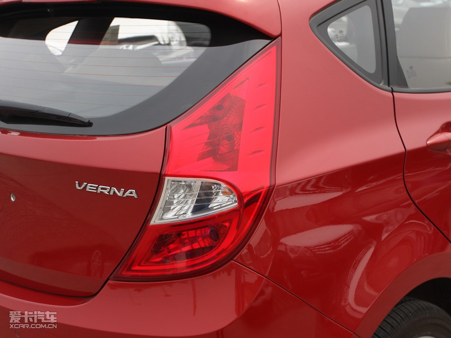 2011������ 1.4L GLS �ԄӺ��A��