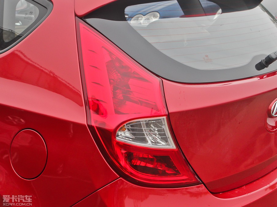 2011������ 1.6L GLS �Ԅ����F��