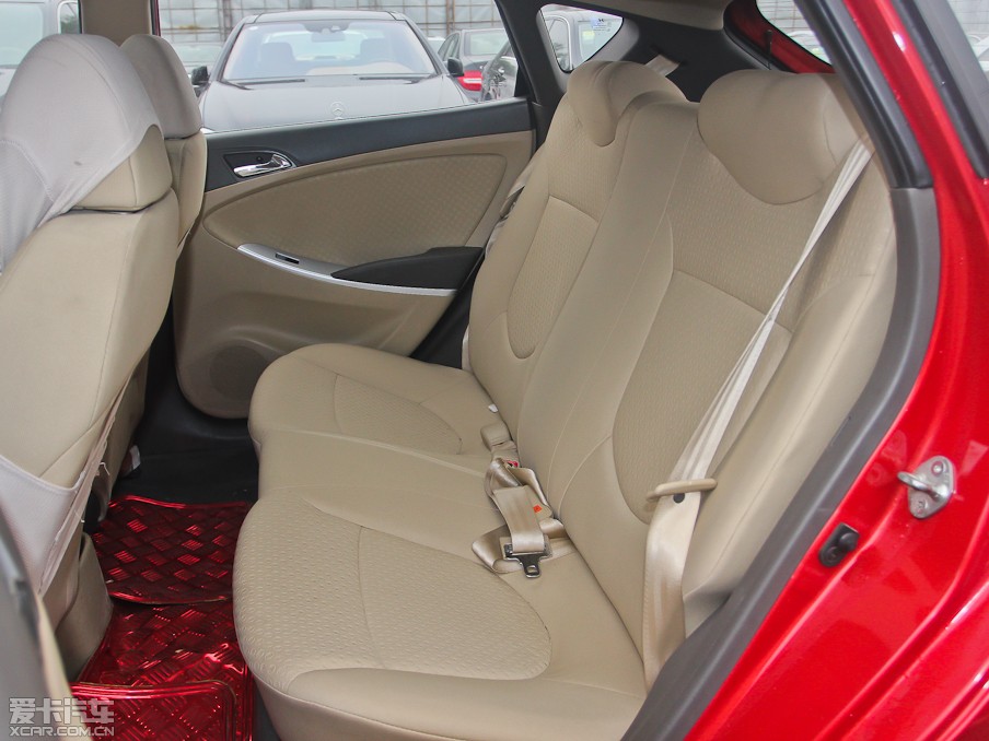 2011������ 1.6L GLS �Ԅ����F��