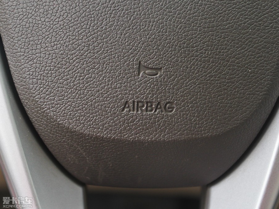 2011������ 1.6L GLS �Ԅ����F��