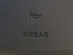 20111.4L GLS ԄӺA п؅^