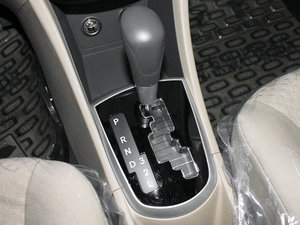 2011款1.4L GS 自动舒适版 换挡杆